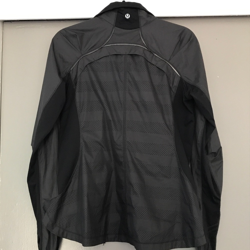 Lululemon Windbreaker/Rain Coat